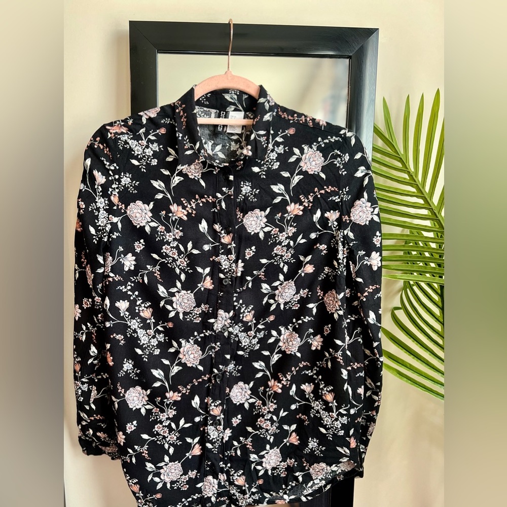 H&M Black/Pink top